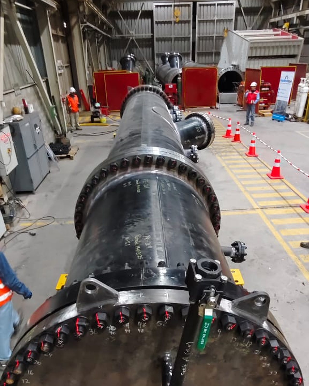 Spool de 60 pulgadas en posición vertical mostrando el círculo de pernos de la brida