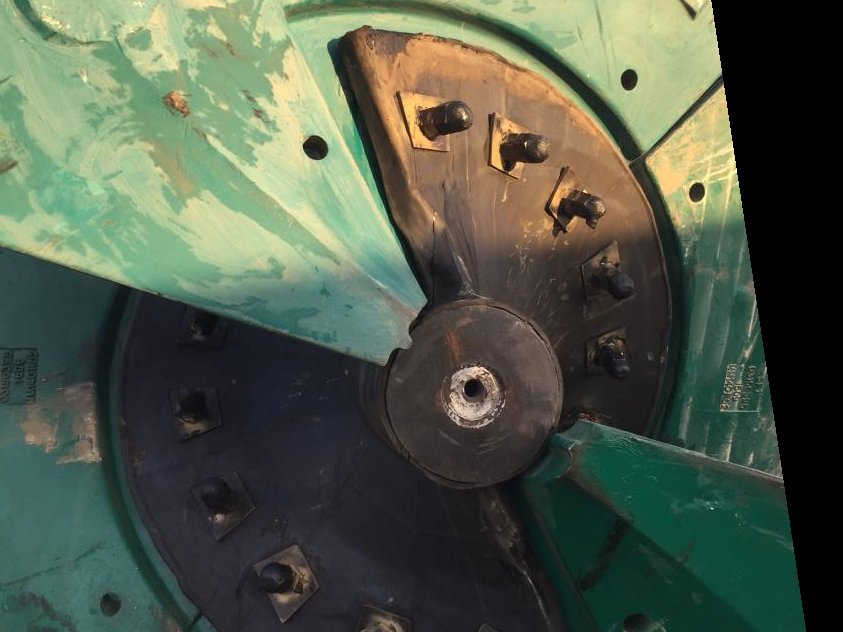 Tornillo Vertimill reparado con revestimiento de caucho prensado